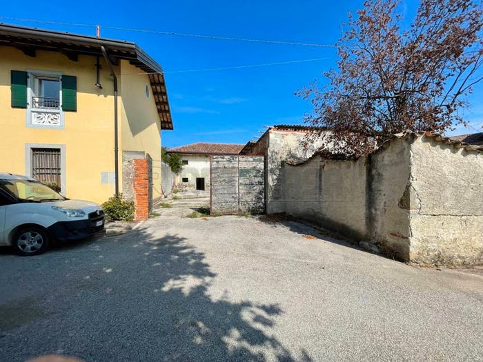 Casa quadrilocale in vendita in Via Merlana, Santo Stefano Udinese, Santa Maria la Longa