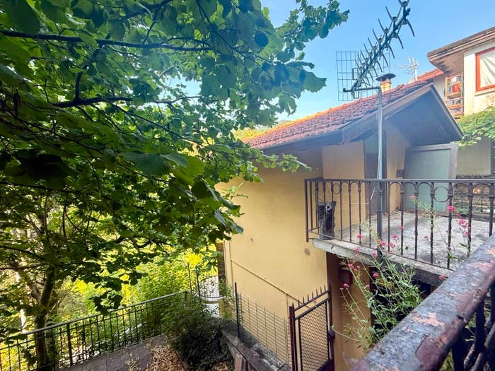 Appartamento bilocale in vendita in Via Fonti, Casazza