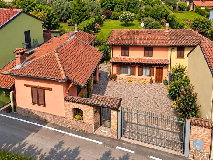 Casa con 6 locali in vendita in VIA MARCONI, Centro, Borgo San Siro