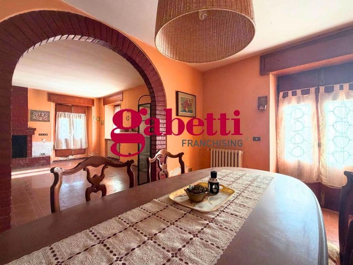 Casa con 6 locali in vendita in Maciano, Pennabilli
