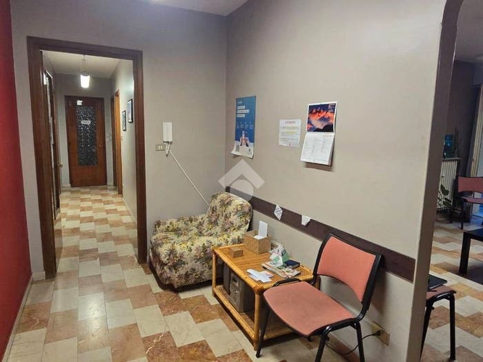Appartamento trilocale in vendita in Via F Chabod, Centro, Aosta