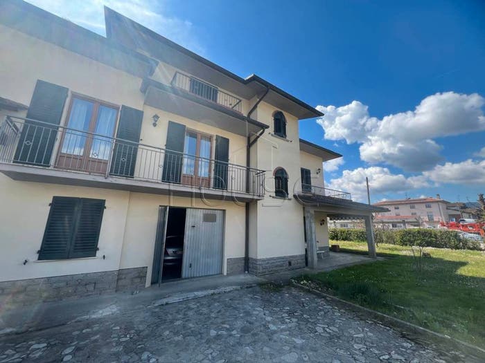 Appartamento quadrilocale in vendita in Pocaia, Monterchi