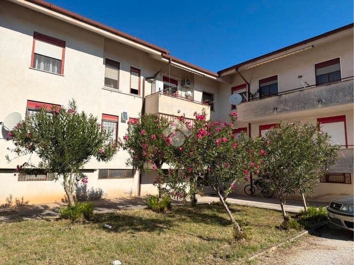 Appartamento trilocale in vendita in Via Quinto Orazio Flacco, Centro, Venafro