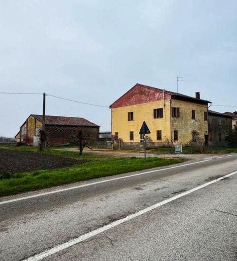 Casa con 6 locali in vendita in Argenta