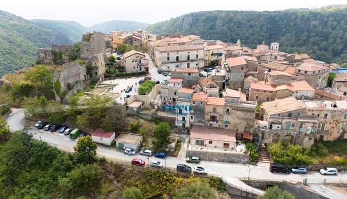 Casa quadrilocale in vendita in Via Torre, Centro, Camerota