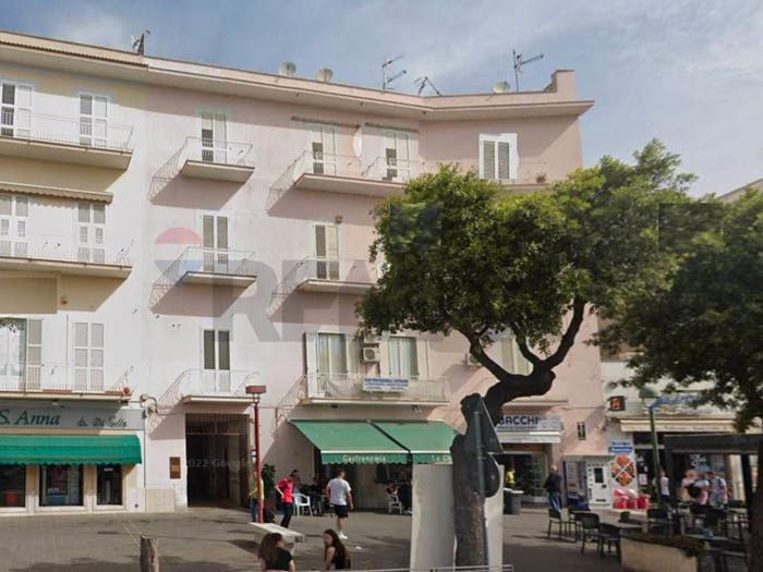 Appartamento quadrilocale in vendita in Centro, Formia