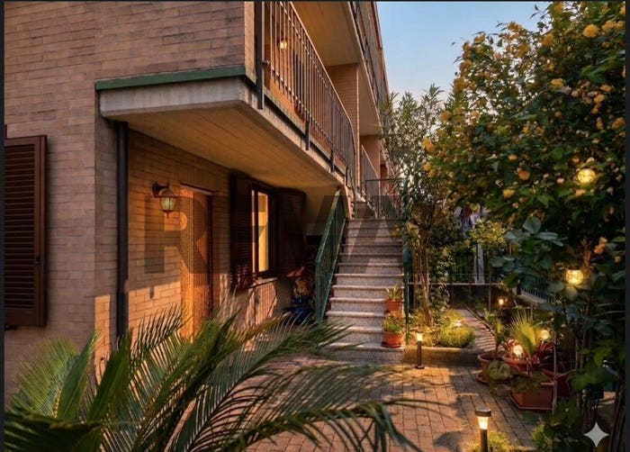 Casa con 6 locali in vendita in Via San Lorenzo, Centro, None