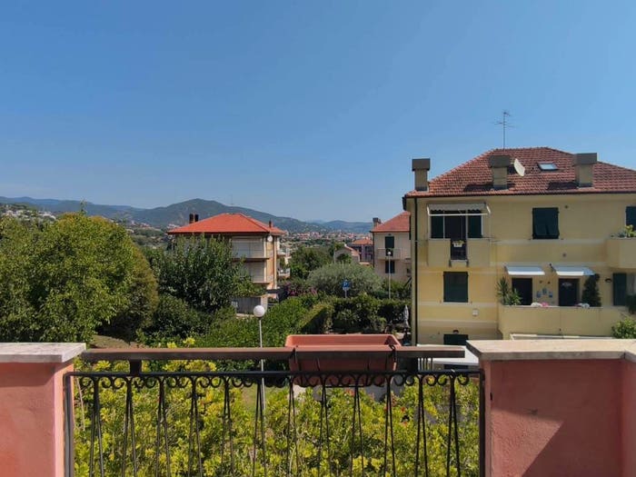 Appartamento trilocale in vendita in Via Michelangelo, Borghetto Santo Spirito