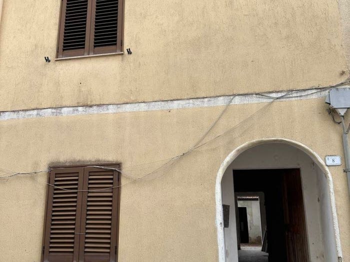 Casa quadrilocale in vendita in Via Principe Umberto, Muros
