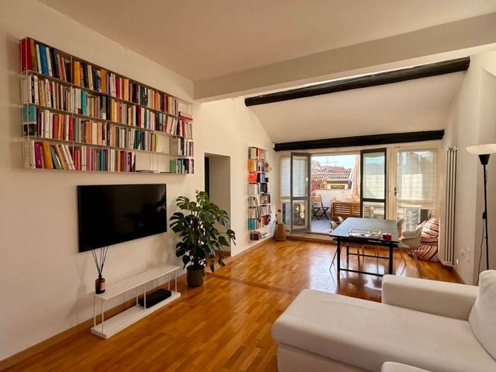 Appartamento quadrilocale in affitto in Via del Torchio, Carrobbio, Milano
