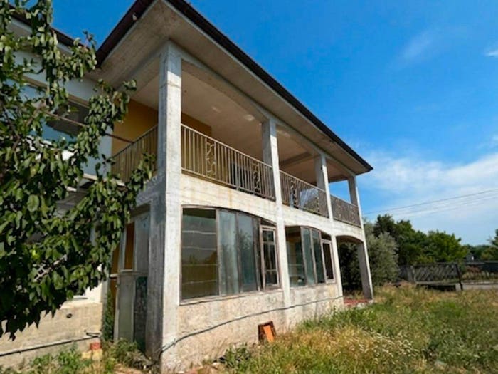 Casa con 5 locali in vendita in Via delle Rose, Sostegno, Spessa