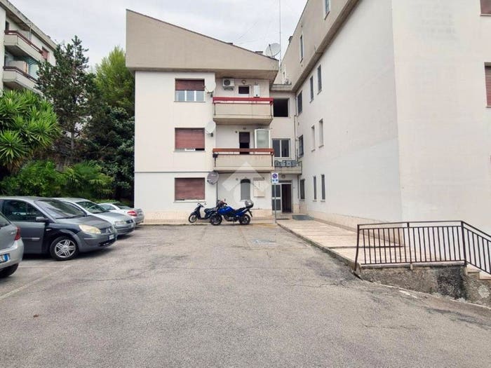Appartamento con 6 locali in vendita in Via Ottantacinquesima Str, Centobuchi, Monteprandone