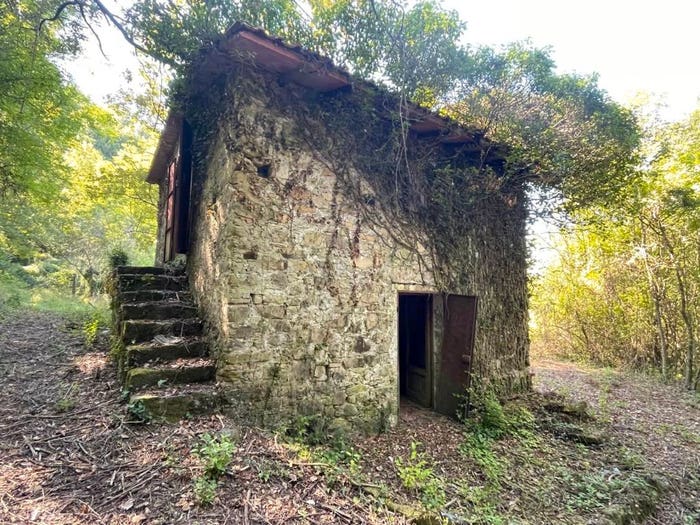 Casa bilocale in vendita in Via Cadrecca, Licciana Nardi