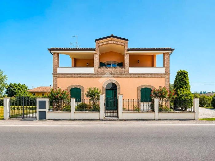 Casa con 5 locali in vendita in Via Amendola, Centro, Giulianova