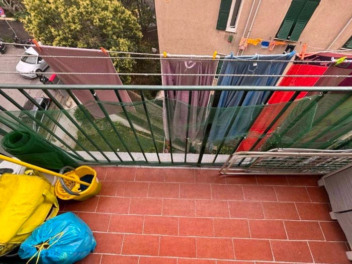 Appartamento trilocale in vendita in Via Sparta, Sestri Ponente, Genova