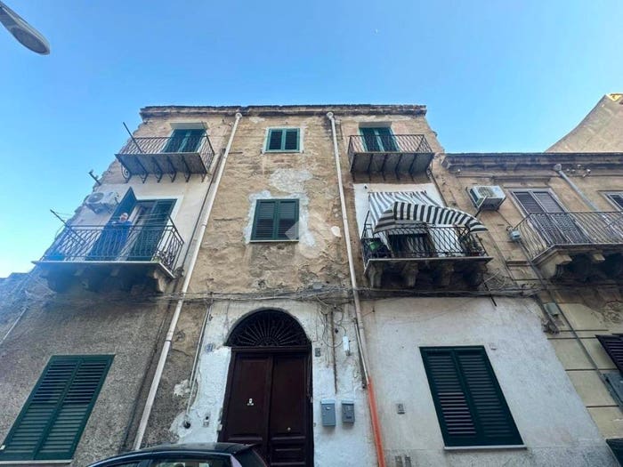 Appartamento trilocale in vendita in Via Giovan Battista Odierna, Oreto Perez, Palermo