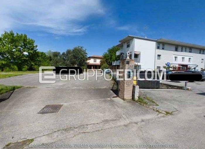 Appartamento con 6 locali in vendita in Via Vallenoncello, Vallenoncello, Pordenone