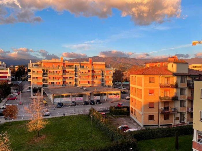 Appartamento quadrilocale in vendita in Viale Adua, Pistoia Ovest, Pistoia