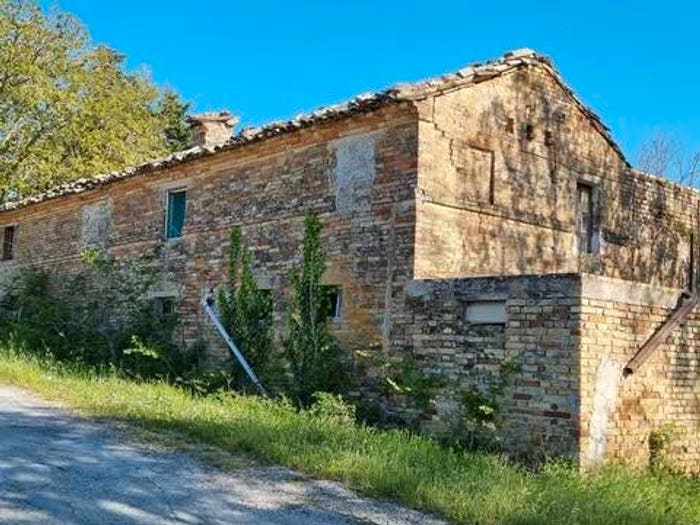 Casa con 5 locali in vendita in Contrada Colle San Martino, Corridonia