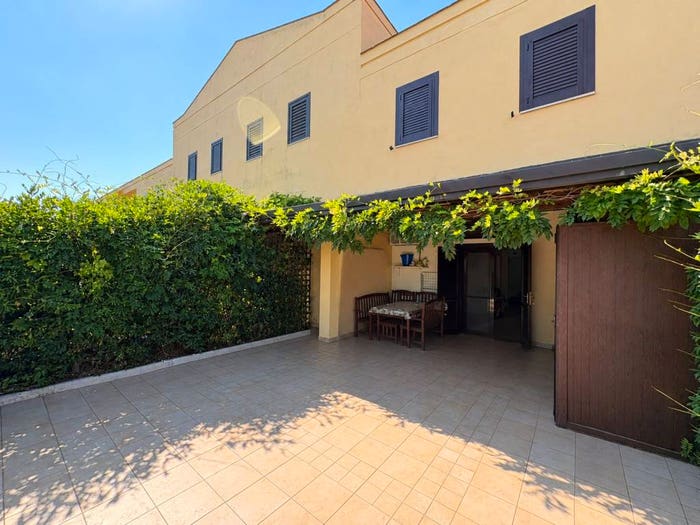 Casa trilocale in vendita in Strada Provinciale BernaldaMetaponto, Bernalda