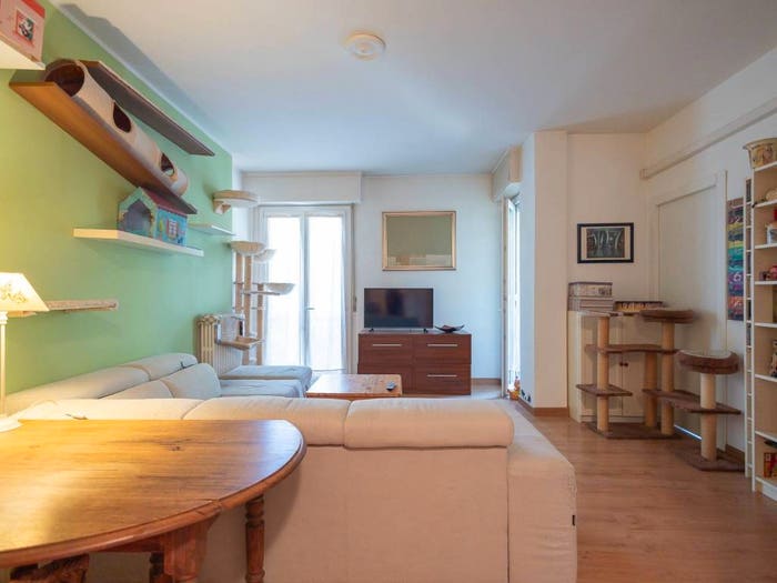 Appartamento trilocale in vendita in Via Luigi Chiarelli, Gallaratese, Milano