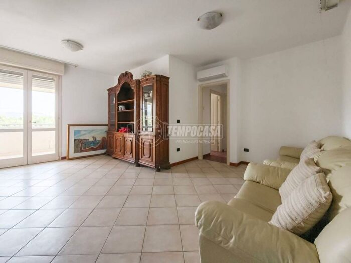 Appartamento trilocale in vendita in Via Salvo D'Acquisto, Marco Polo Don Bosco, Viareggio