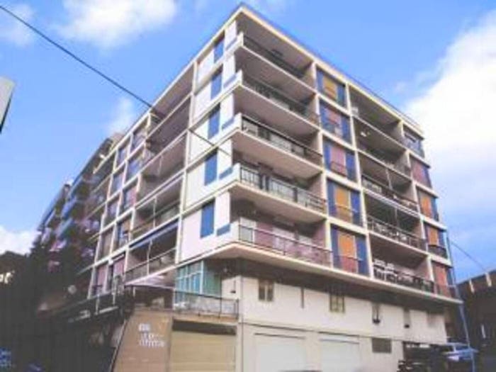 Appartamento trilocale in vendita in Via Andria is Messina ME Italia, Regina Margherita Torrente Trapani, Messina