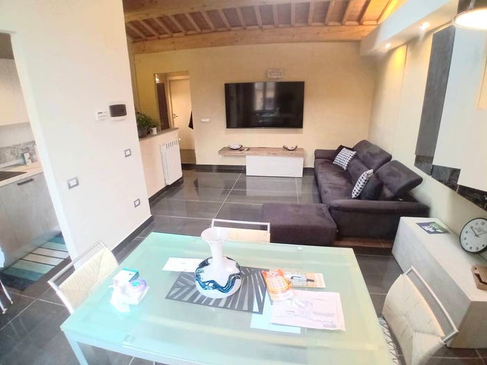 Casa bilocale in vendita in Via Ambra, Centro, Poggio a Caiano