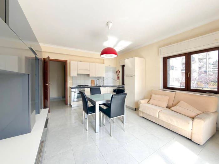 Appartamento quadrilocale in vendita in Via Ferruccio Parri, Centro, Avezzano