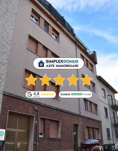Appartamento trilocale in vendita in Via Carlo Morbio, Sacro Cuore, Novara