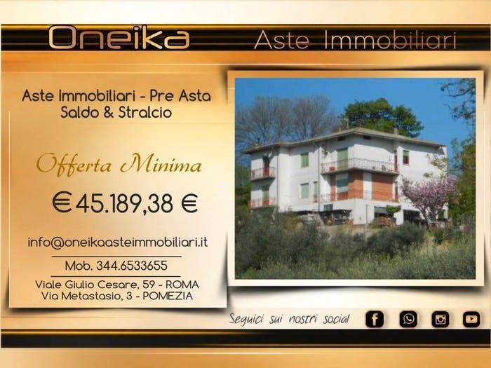 Appartamento con 6 locali in vendita in Contrada Crocedivia, Piane Di Montegiorgio, Montegiorgio