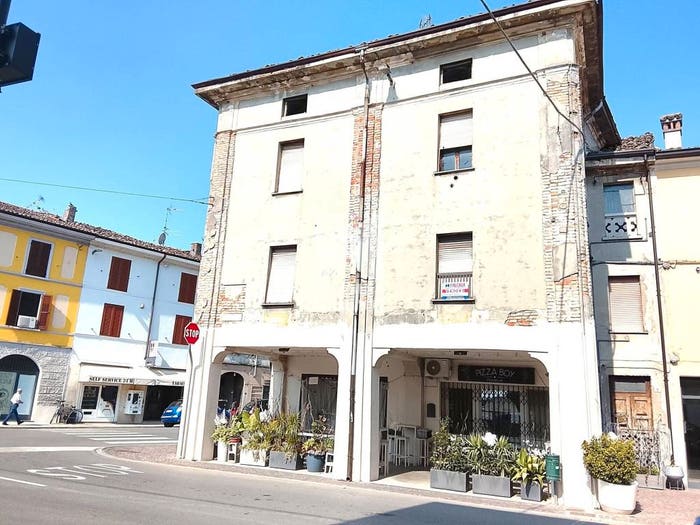 Casa con 6 locali in vendita in Piadena Drizzona