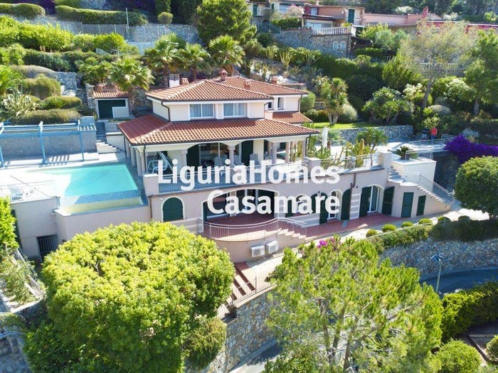 Casa con 6 locali in vendita in Marina Di Andora, Andora