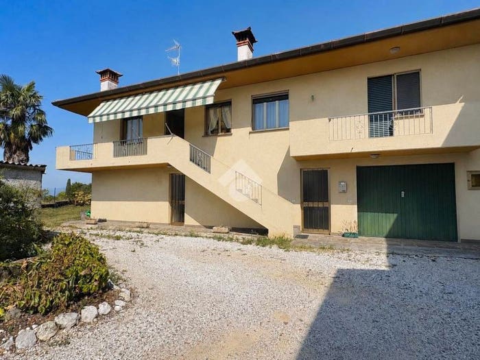 Casa trilocale in vendita in Via Timavo, Loneriacco, Tarcento