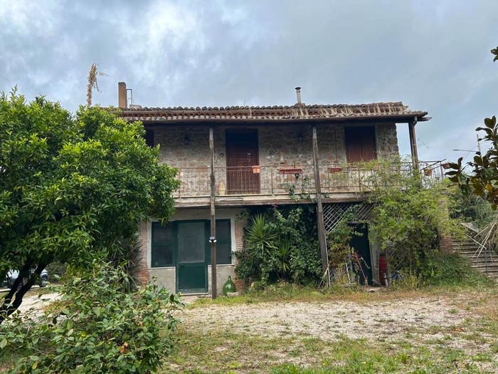 Casa con 5 locali in vendita in Via Rocca Massima, Giulianello, Cori