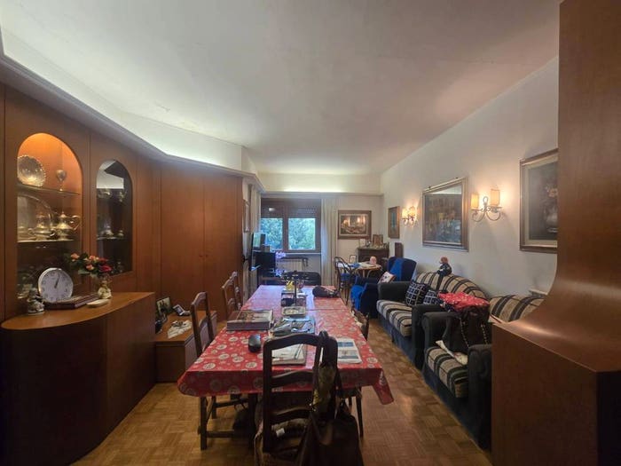 Appartamento con 5 locali in vendita in Via Norvegia, Europa, Firenze