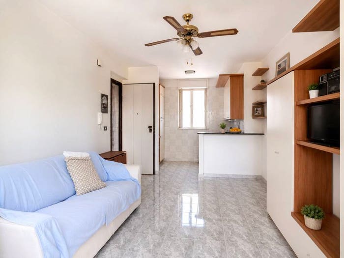 Appartamento trilocale in vendita in Via Plutone, Marina Di Lesina, Lesina