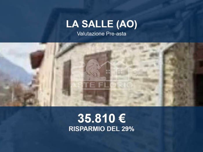 Appartamento bilocale in vendita in Frazione La Pera, Centro, La Salle