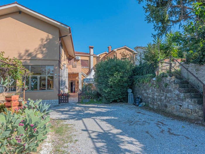 Appartamento bilocale in affitto in Strada per Chiampore, Centro, Muggia