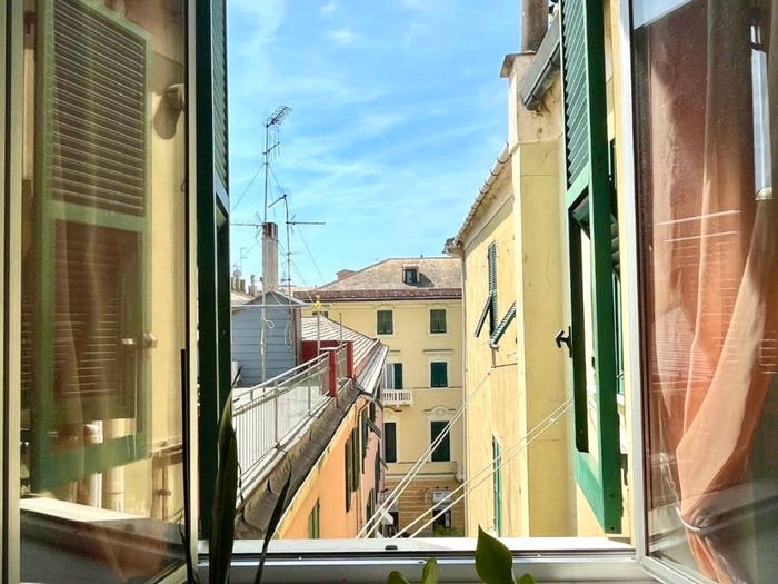 Appartamento con 5 locali in vendita in Via Alfredo d'Andrade, Sestri Ponente, Genova