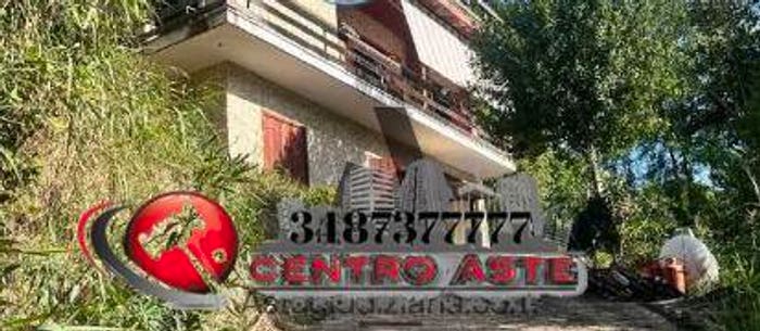 Casa con 6 locali in vendita in Via Andromeda Castelnuovo di Porto RM Italia, Centro, Castelnuovo di Porto