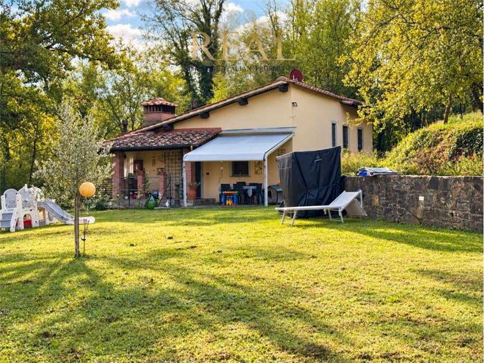 Casa con 6 locali in vendita in Rignano sull'Arno