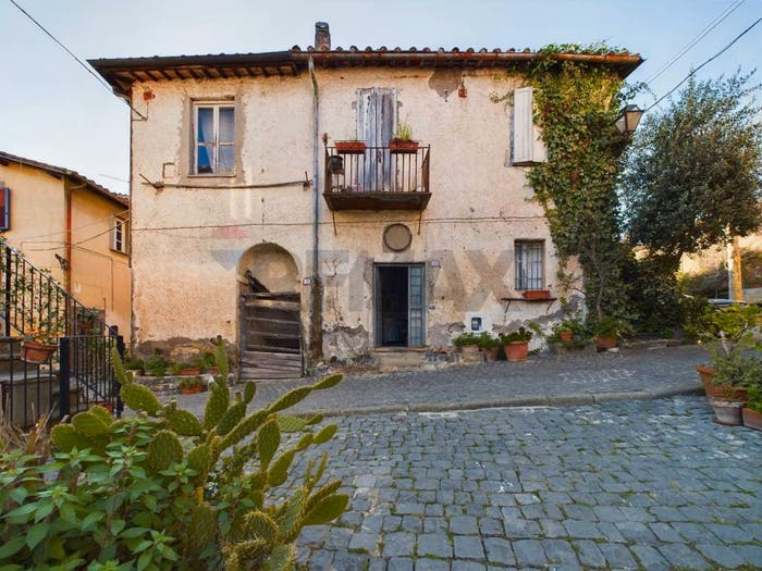 Appartamento trilocale in vendita in Via XX Settembre, Centro, Formello