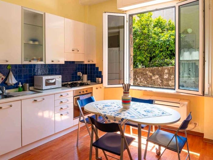Appartamento bilocale in affitto in Via Gavazzo, Centro, Bonassola