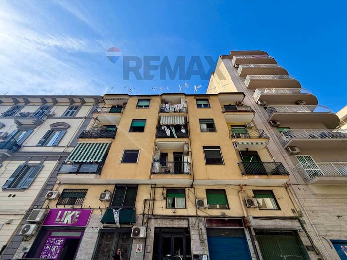 Appartamento trilocale in affitto in I TRAVERSA GIULIO CESARE, Fuorigrotta, Napoli