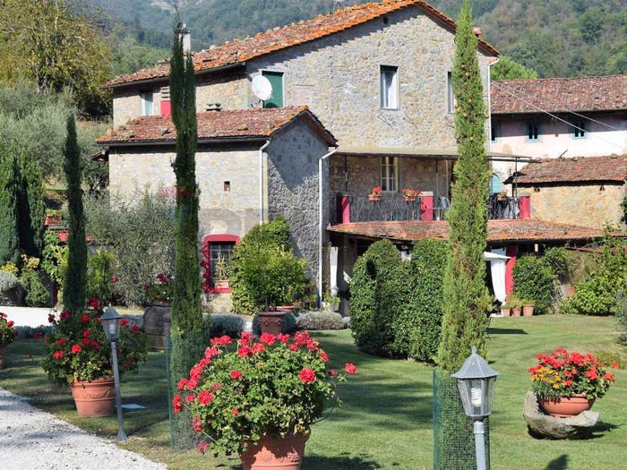 Casa con 6 locali in vendita in Bagni di Lucca