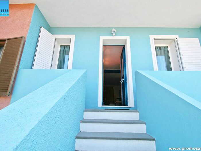 Appartamento trilocale in vendita in Via Basilicata, Centro, Santa Teresa Gallura