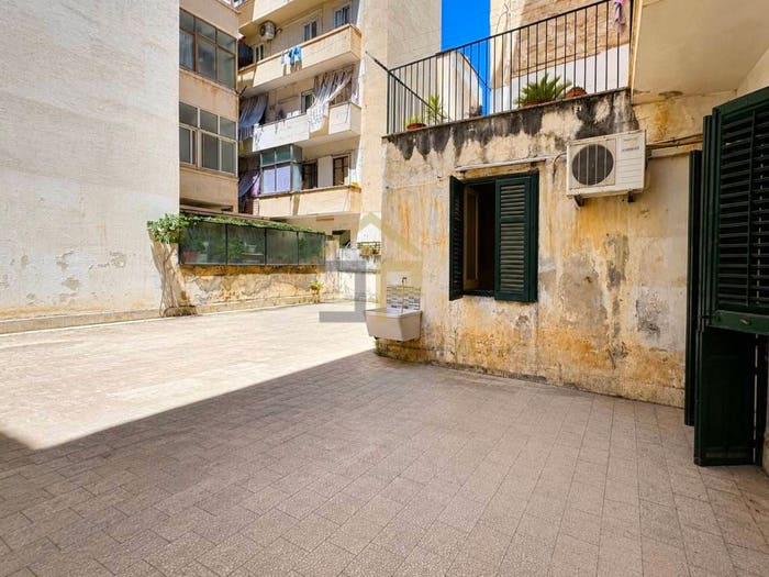 Appartamento con 5 locali in vendita in Via Antonio Marinuzzi, Oreto Perez, Palermo