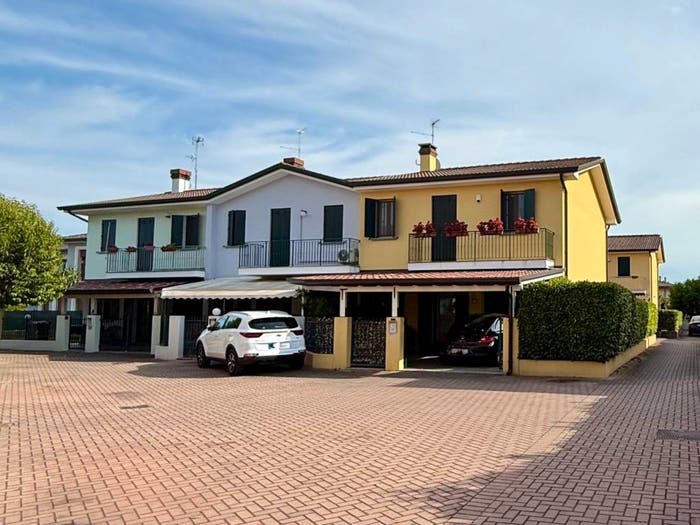 Casa quadrilocale in vendita in Via Castagna, Centro, Casale di Scodosia