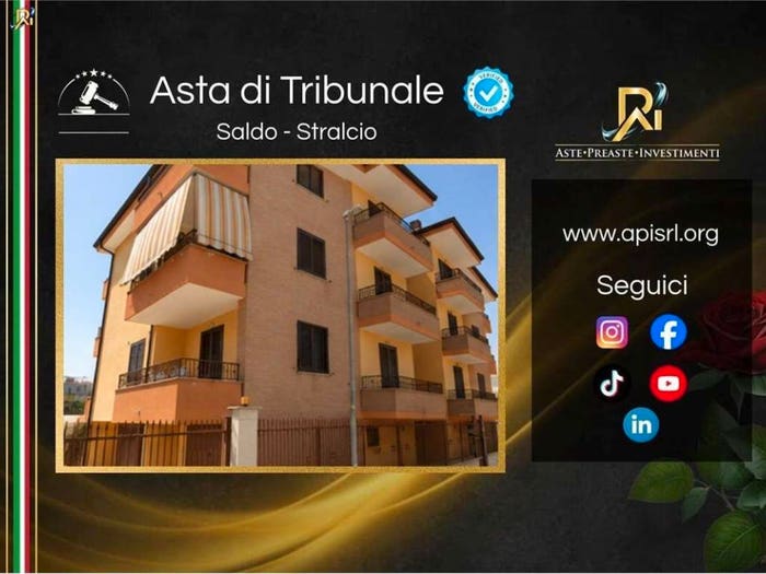 Appartamento quadrilocale in vendita in Via Majorana, Villa di Briano